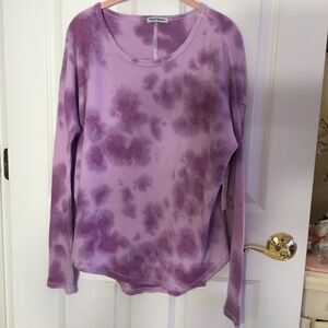 NWT. Theo & Spence Brand Women’s Lilac Tie Day Long Sleeve PJ Top Sz. L
